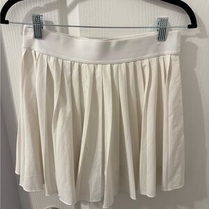 Aritzia TNA Skirt - White